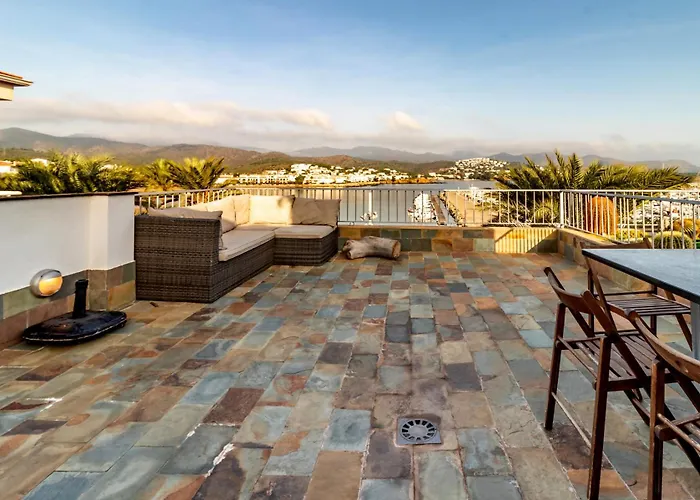 Apartment Port De Llanca 32 - Duplex En 1ª Linea De Playa